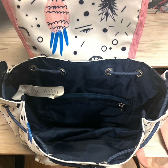 HotStyle Drawstring Mini Backpack White w/Cute Pineapples 3 Zipper Pockets - Picture 3 of 7